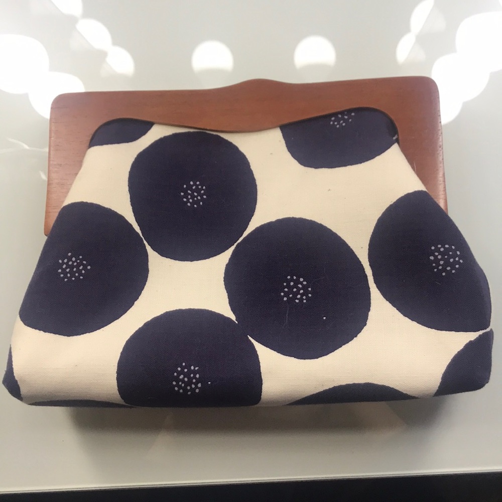 Brand NEW condition Bee Jack Design purse